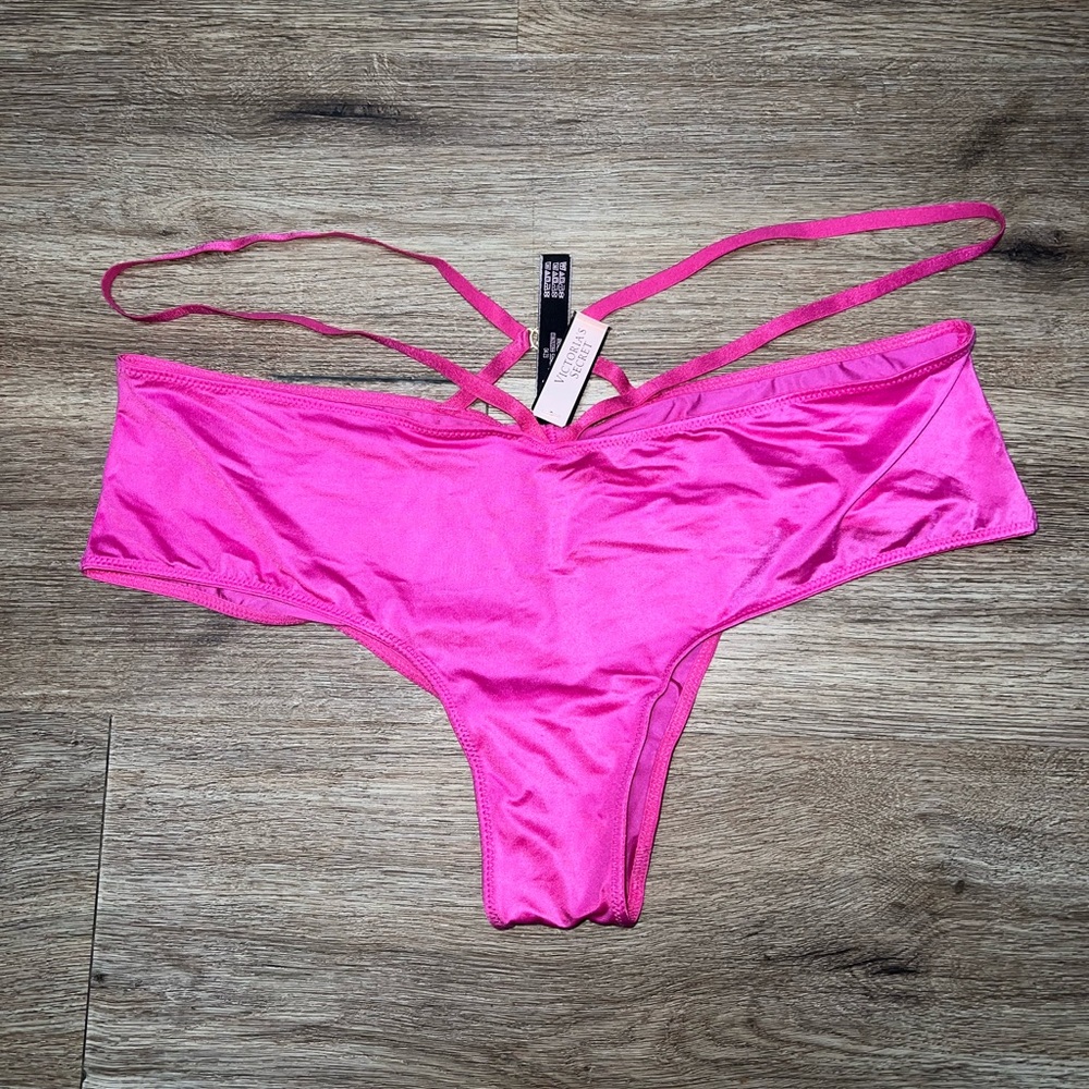 NWT VS Very Sexy Strappy Cheeky Panty